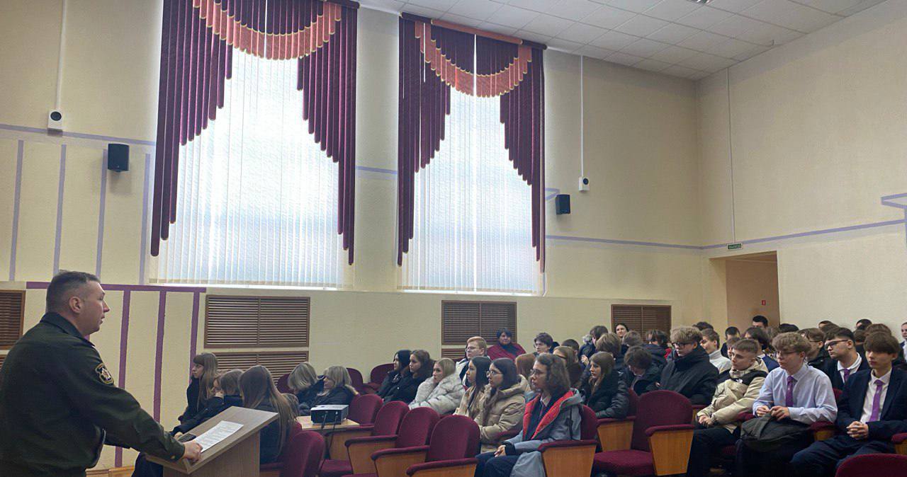 «Быть достойным гражданином Республики Беларусь — значит быть готовым в любую минуту встать на защиту Родины»